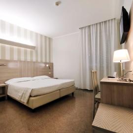 Hotel Vittoria, hotel in Genoa