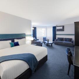 Ramada by Wyndham Diplomat Canberra, hotel en Canberra
