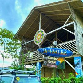 Hostal Camping Sin Fronteras Mompiche, hótel í Mompiche