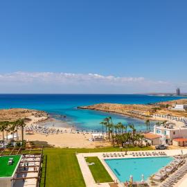 Chrysomare Beach Hotel & Resort، فندق في أيا نابا