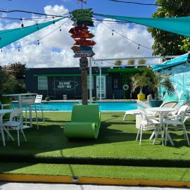 Nomada Beach Hostel- Isla Verde, hotel en San Juan