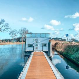 Homeboat Glamping, hotel em Nieuwpoort