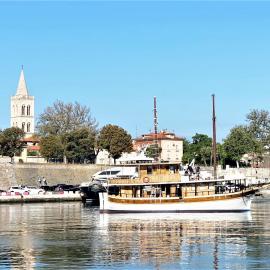 Rhythm Floating Hostel - Zadar, hotel a Zadar