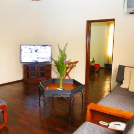Coconut Grove Regency Hotel, hotell i Accra