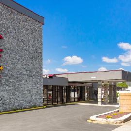 Red Roof Inn PLUS & Suites Erie, hotel en Erie