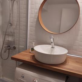 comfy condo Otopeni, hotel v destinácii Otopeni