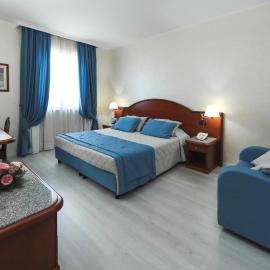 Edra Palace Hotel & Ristorante, hotel v destinaci Cassino
