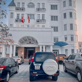 White Hotel, ξενοδοχείο σε Ha Tinh