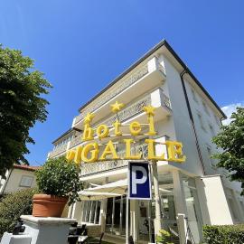 HOTEL PIGALLE, hotel v destinaci Forte dei Marmi