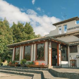 Hotel Hacienda Abraspungo，位于里奥班巴的酒店