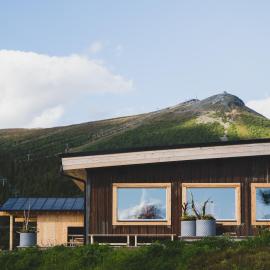 Lofsdalens Fjällhotell & Hotellbyns Lägenheter, хотел в Лофсдален