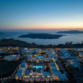 El Greco Resort & Spa, hotel ve Fiře