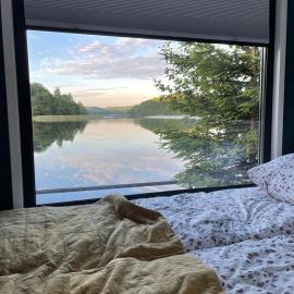 Półwysep Zacisze - Tiny House Village, khách sạn ở Przywidz