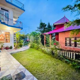 Dharamshala में, होटल Grand view lodge and Restaurant Dharamshala - Partial Prepayment required to confirm booking
