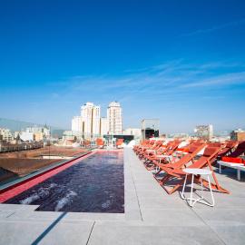 Akeah Hotel Gran Vía، فندق في مدريد