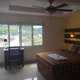 Hotel Tijerinos, khách sạn ở Boaco
