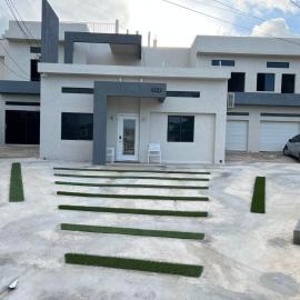 Joy Estate Rooftop Pool n View unit #1, hotel u gradu Falmut