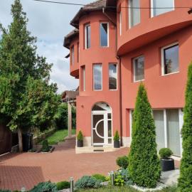 Crystal Salin, hotel sa Turda