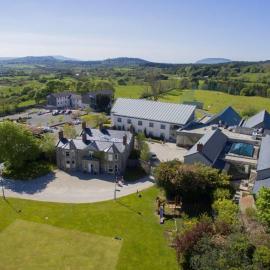 Castle Dargan Hotel، فندق في سليغو