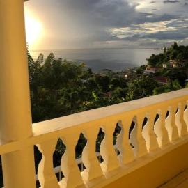 Modern Air Conditioned Home For Family & Adventure, hotel em Loubiere