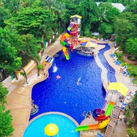 Viesnīca Paradise Garden Hotel and Convention Center Boracay Powered by ASTON Borakajā
