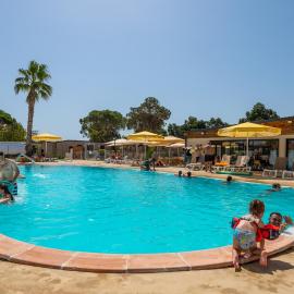 Camping maeva Escapades Les Cottages de Perpignan, hotel di Perpignan