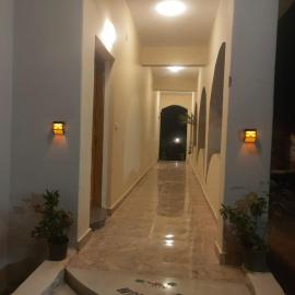 Rahala Safari Hotel, hotel Qasr Al Farafirah városában 