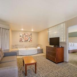 Best Western Harbour Pointe Lakefront, hotel en Saint Ignace