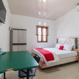 RedDoorz near Terminal Bubulak Bogor, hotel in Bogor