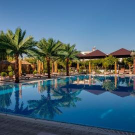 Cross Resort Hotel, hotelli Jerevanissa