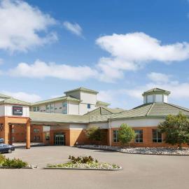 Leduc में, होटल Royal Hotel Edmonton Airport Trademark Collection By Wyndham