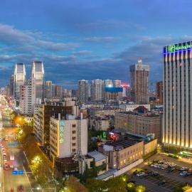 Holiday Inn Express Kunming West by IHG, хотел в Кунмин