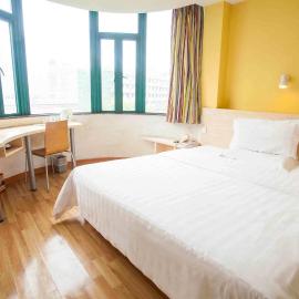 7Days Premium Luoyang Peony Square Branch, hotel in Luoyang