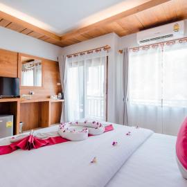 Lanta Ray Bay Hotel, hotel di Ko Lanta