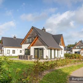 Bungalowpark 't Hoogelandt, hotel i De Koog
