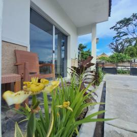 Robiu Bed & Breakfast, hotel i Banyuwangi