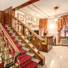 Hotel Lorena โรงแรมในฟลอเรนซ์