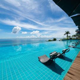 The Reef Island Resort Mactan, Cebu, hotel in Mactan