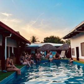 El Curichal Hostel、ルレナバケのホテル