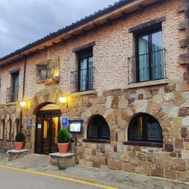 Hotel Leonor Mirón, hotel i Soria