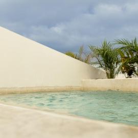 Chic Studio with Private Pool & Rooftop, hotel Tulumban