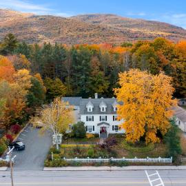 Launchpoint Lodge, Hotel in Lincoln