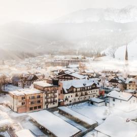 Hotel Samerhof - Wellness, Rooftop Whirlpool & kostenloses Skidepot, hotel em Tröpolach