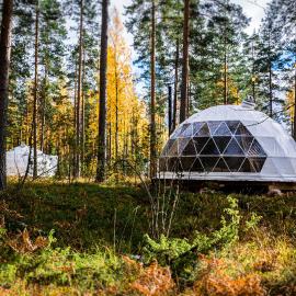 Igloo Glamping LakeLand Camp, khách sạn ở Imatra