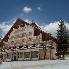 Hotel Casa Pelerinul,位于杜劳的酒店