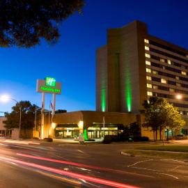 Holiday Inn Winnipeg-South by IHG, hótel í Winnipeg