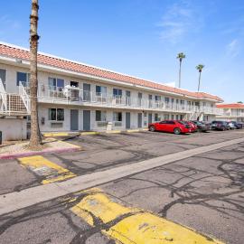 Super 8 by Wyndham Phoenix West, hotel en Phoenix