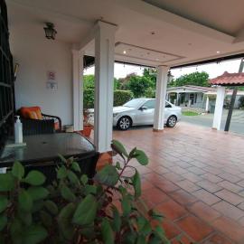 Hostal Compostela Inn, hotel in David