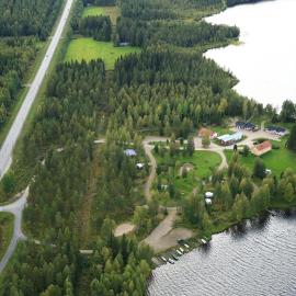 Ristijärven Pirtti Cottage Village – hotel w mieście Ristijärvi