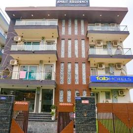 FabHotel Amrit Grand, hotel u gradu Gurgaon